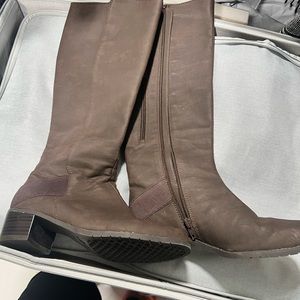 AEROSOLES KNEE HIGH BOOTS